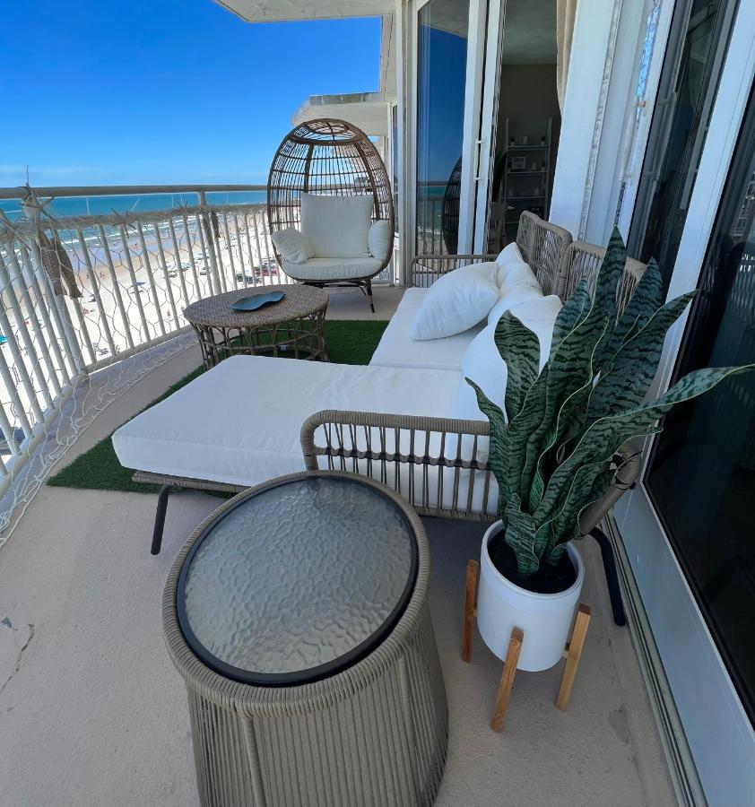 Beach Oasis 704 Lovely Daytona Ocean Front For 5 Sleeps Up To 12 دايتونا بيتش المظهر الخارجي الصورة