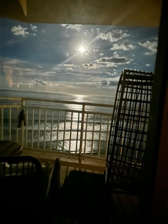 Beach Oasis 704 Lovely Daytona Ocean Front For 5 Sleeps Up To 12 دايتونا بيتش المظهر الخارجي الصورة