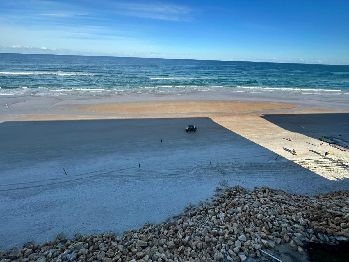Beach Oasis 704 Lovely Daytona Ocean Front For 5 Sleeps Up To 12 دايتونا بيتش المظهر الخارجي الصورة